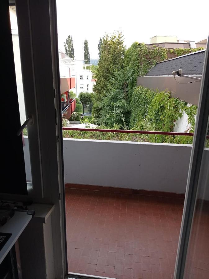 Ferienwohnung Mit Balkon In Krumpendorf Kültér fotó